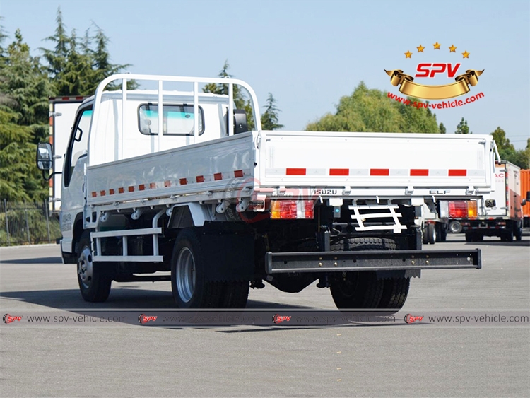 ISUZU ELF Goods Vehicles - Rear Left Side